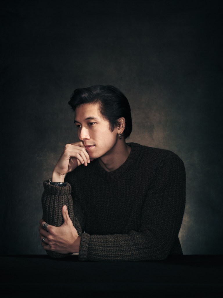 Professional fine art studio portrait of Alex by De Sheng Lim, a professional portrait photographer based in The Hague, Netherlands.