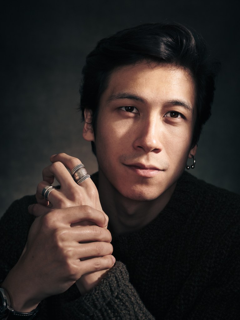Professional fine art studio portrait of Alex by De Sheng Lim, a professional portrait photographer based in The Hague, Netherlands.