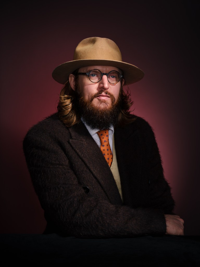 Professional fine art studio portrait of Jordan Bruce by De Sheng Lim, a professional portrait photographer based in The Hague, Netherlands.